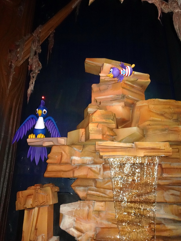Waterfall, bird and Jet at the African scene at the Carnaval Festival attraction at the Reizenrijk kingdom