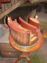 Scale model of the Fantasievaarder rider in the waiting line for the Symbolica attraction at the Fantasierijk kingdom