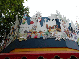 Facade of the Jokies Wereld shop at the Carnaval Festival Square at the Reizenrijk kingdom