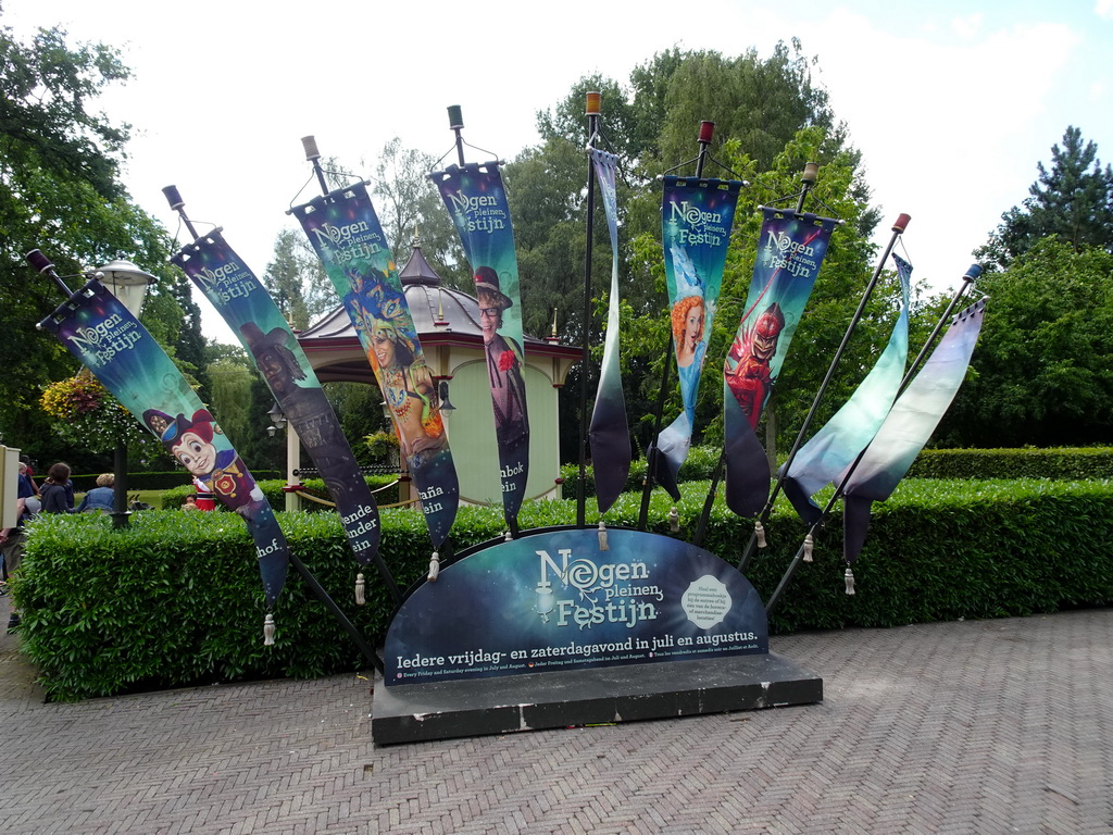 Banners of the Negen Pleinen Festijn at the Dwarrelplein square