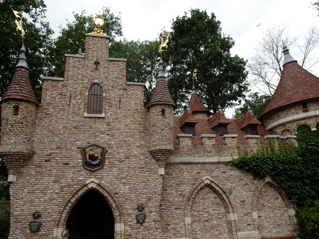 Front of the Snow White attraction at the Fairytale Forest at the Marerijk kingdom