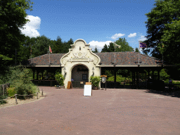 Front of the Oude Tufferbaan attraction at the Ruigrijk kingdom, under renovation