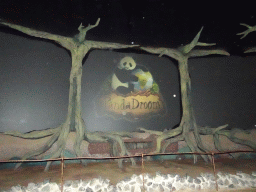 Screen at the lobby of the Pandadroom attraction at the Anderrijk kingdom