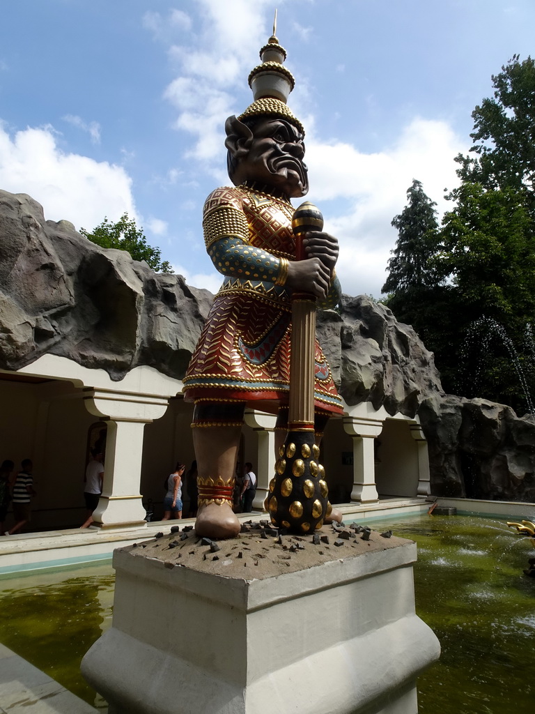 Statue in front of the Indian Water Lilies attraction at the Fairytale Forest at the Marerijk kingdom