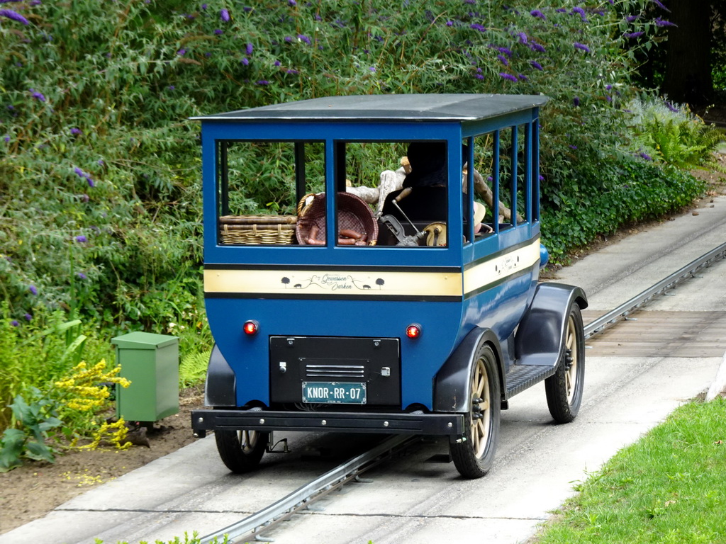 Automobile at the Oude Tufferbaan attraction at the Ruigrijk kingdom