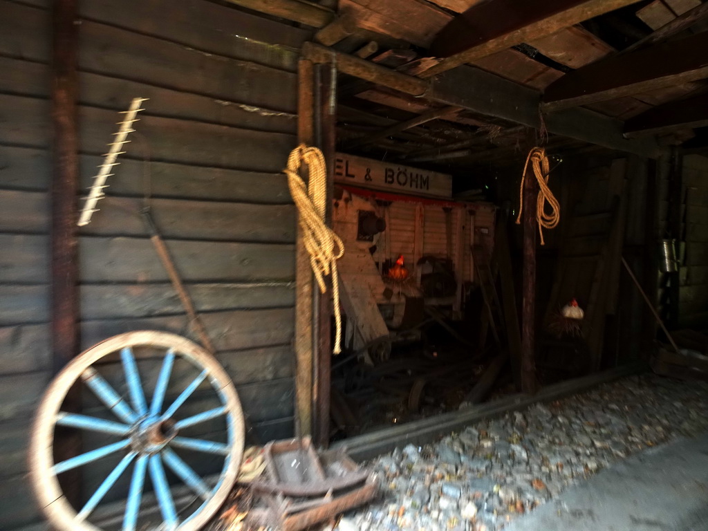 Interior of a shed at the Oude Tufferbaan attraction at the Ruigrijk kingdom, viewed from an automobile