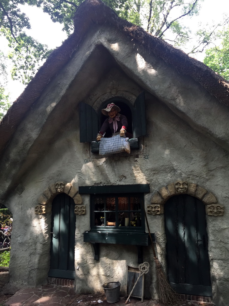 Front of the house at the Mother Holle attraction at the Fairytale Forest at the Marerijk kingdom