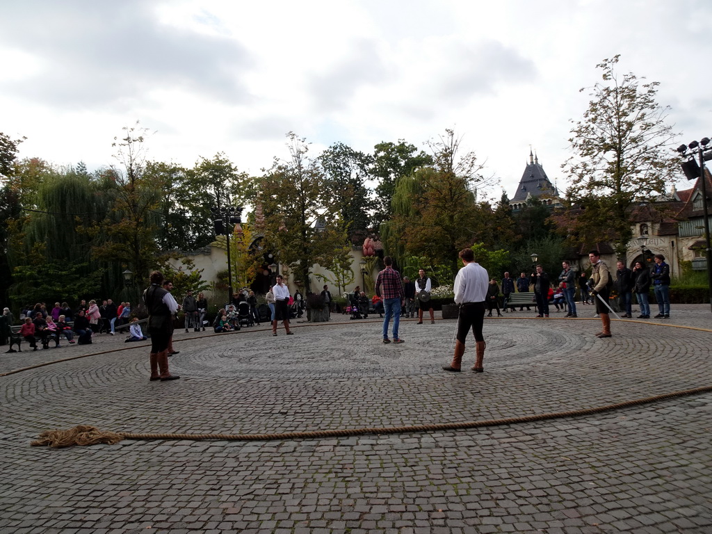 Sword fighters at the Ton van de Ven square at the Marerijk kingdom