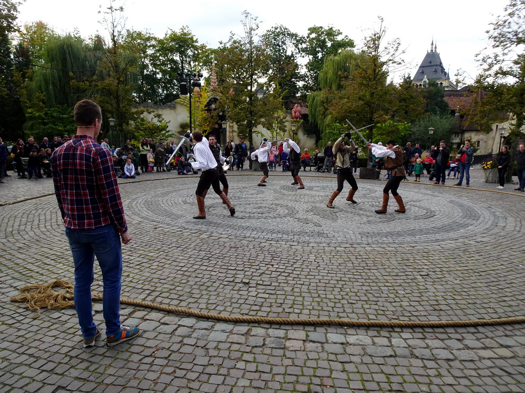 Sword fighters at the Ton van de Ven square at the Marerijk kingdom