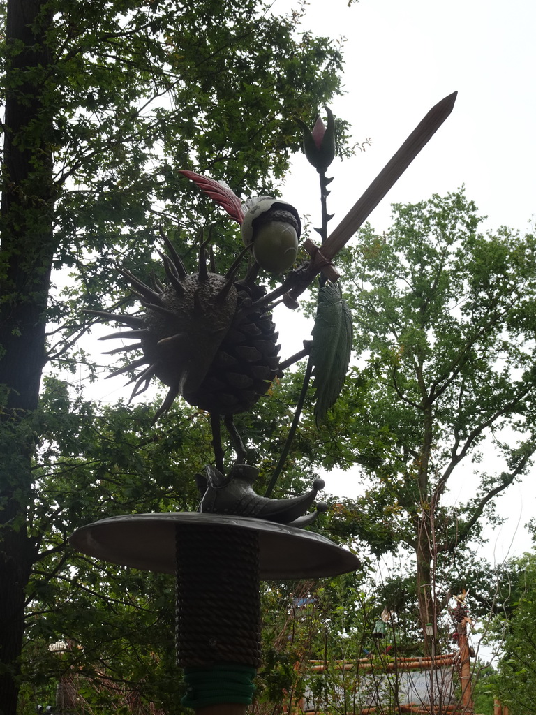 Statue at the Nest! play forest at the Ruigrijk kingdom