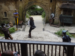 Actors on the stage of the Raveleijn theatre at the Marerijk kingdom, during the Raveleijn Parkshow