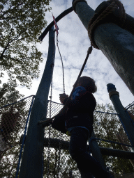 Max raising a flag at the Nest! play forest at the Ruigrijk kingdom