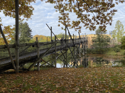 The suspension bridge at the south side of the Piraña attraction at the Anderrijk kingdom