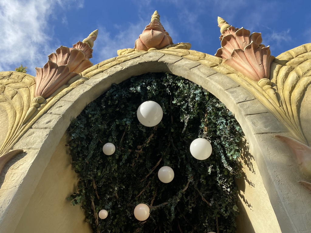 Facade of the Droomvlucht attraction at the Marerijk kingdom