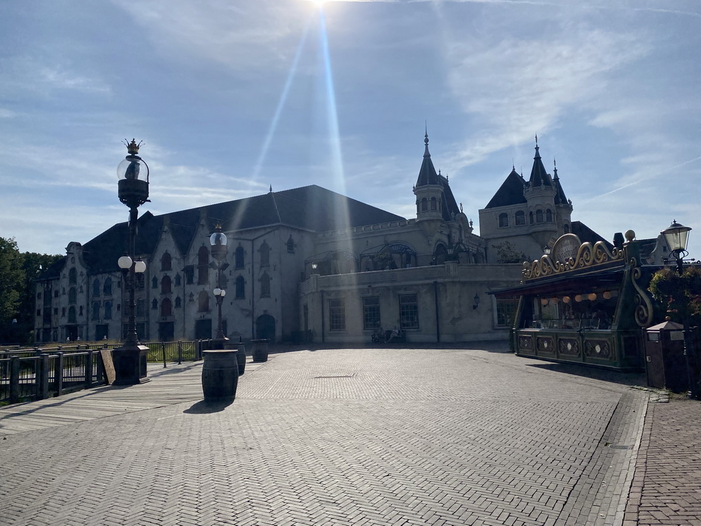 The Hollandsche Gebakkraam at the Dwarrelplein square and the north side of the Efteling Theatre at the Anderrijk kingdom