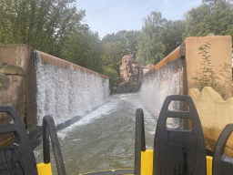 waterfalls at the Piraña attraction at the Anderrijk kingdom, viewed from our boat