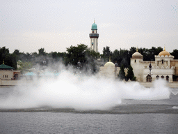 Water show at the Aquanura lake and the Fata Morgana attraction of the Anderrijk kingdom