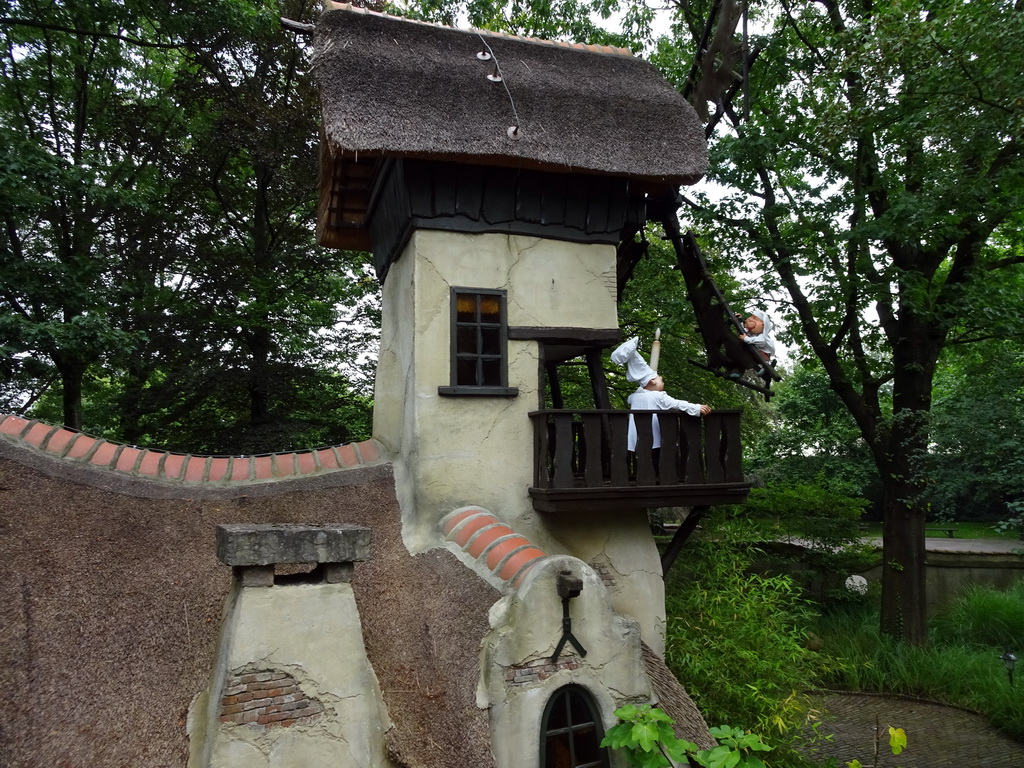 The Lariekoekhuys building at the Laafland attraction at the Marerijk kingdom, viewed from the monorail