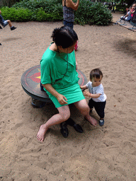 Miaomiao and Max at the Kindervreugd playground at the Marerijk kingdom