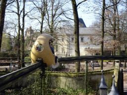 The Villa Volta attraction and Raveleijn theatre at the Marerijk kingdom, viewed from the monorail of the Laafland attraction