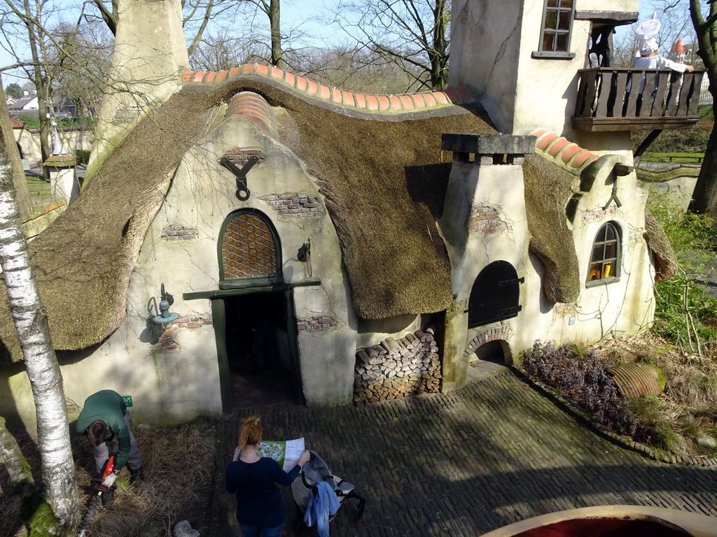 The Lariekoekhuys building at the Laafland attraction at the Marerijk kingdom, viewed from the monorail