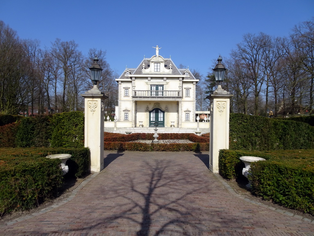 Front of the Villa Volta attraction at the Marerijk kingdom