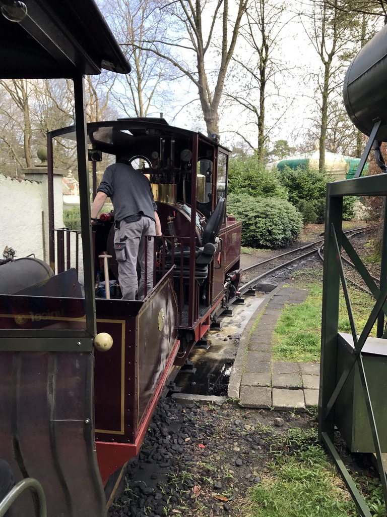 Locomotive of the train arriving at Station de Oost at the Ruigrijk kingdom