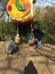 Tim and Max at the Kleuterhof playground at the Reizenrijk kingdom