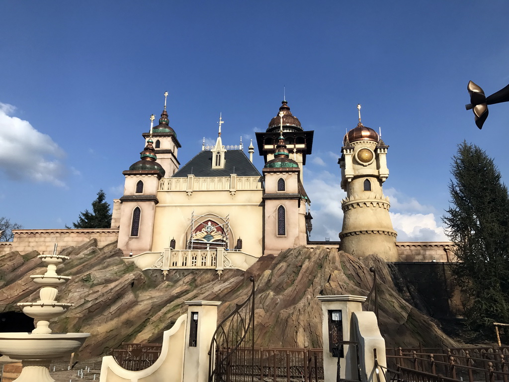 The Symbolica attraction at the Fantasierijk kingdom, under construction