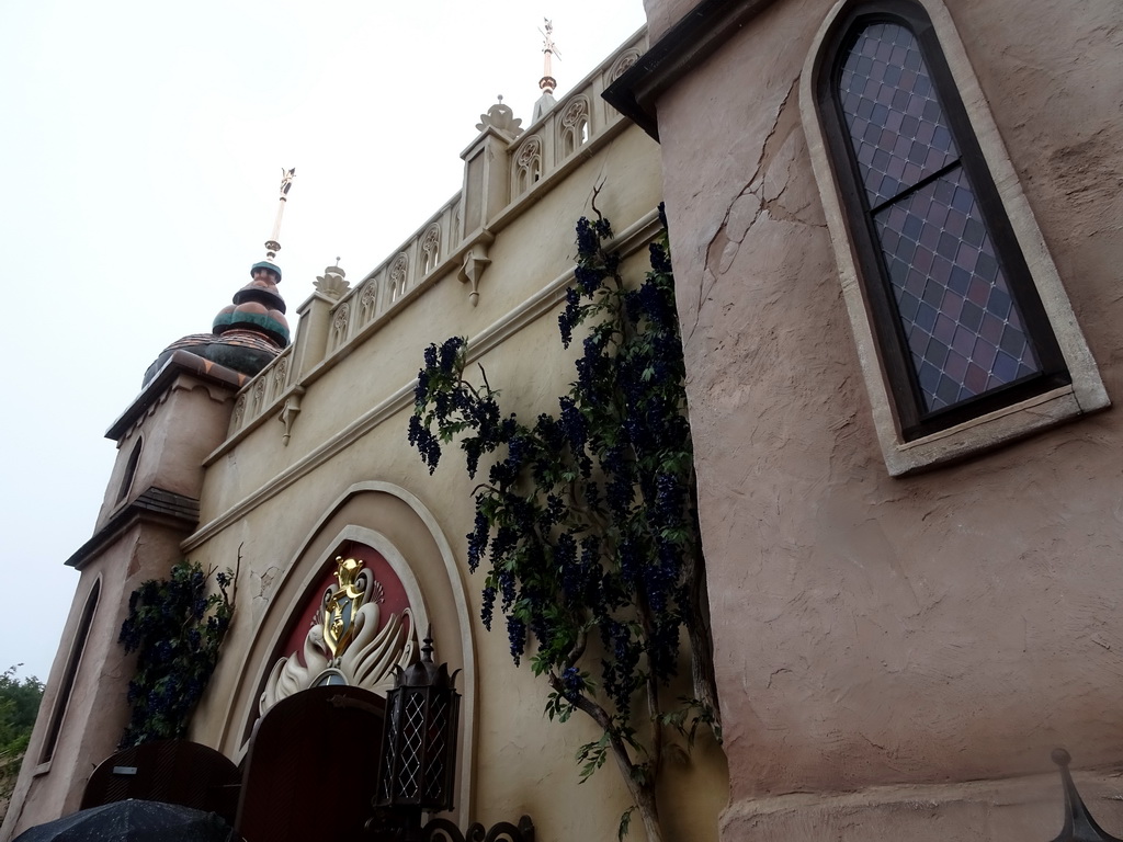 Facade of the Symbolica attraction at the Fantasierijk kingdom