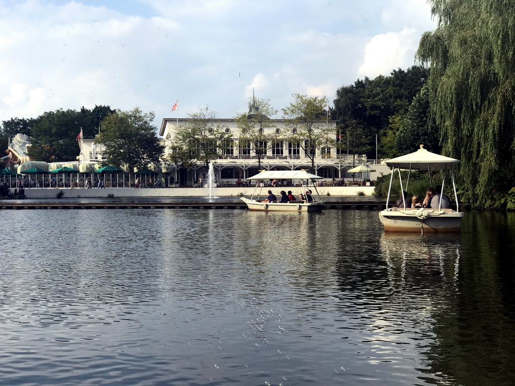 The Panorama restaurant and Gondolettas at the Gondoletta attraction at the Reizenrijk kingdom