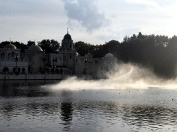 The Aquanura lake at the Fantasierijk kingdom and the Fata Morgana attraction of the Anderrijk kingdom, during the water show
