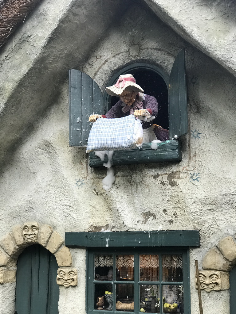 Front of the house at the Mother Holle attraction at the Fairytale Forest at the Marerijk kingdom