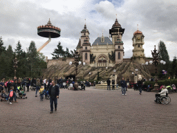 The Pagode attraction at the Reizenrijk kingdom and the Symbolica attraction at the Fantasierijk kingdom