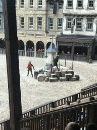 Actors on the stage of the Raveleijn theatre at the Marerijk kingdom, during the Raveleijn Parkshow