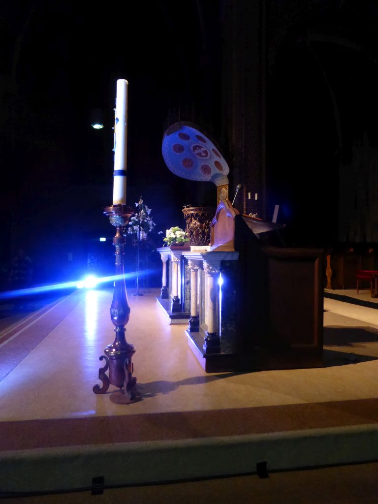 Altar and pulpit of the Augustijnenkerk church