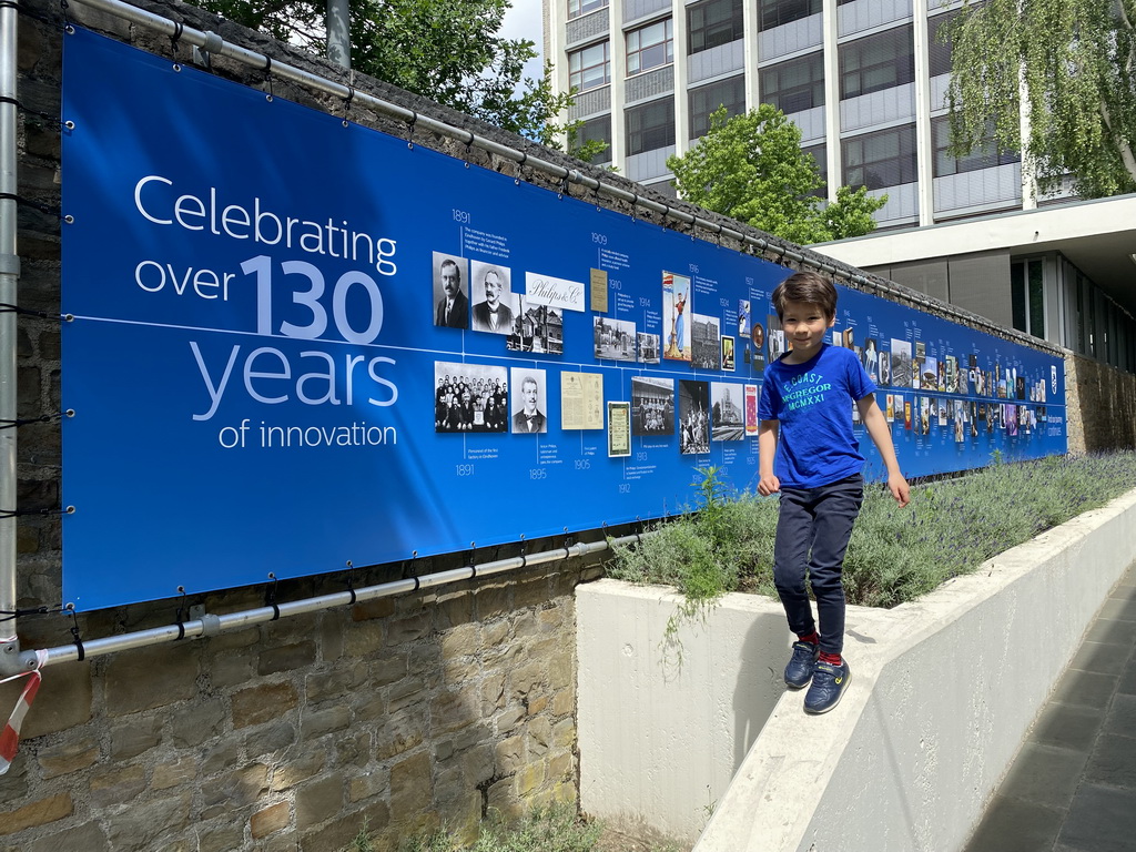 Max with the Philips Poster at the entrance of building HTC34 at the High Tech Campus Eindhoven, during the High Tech Campus Eindhoven Open Day 2022