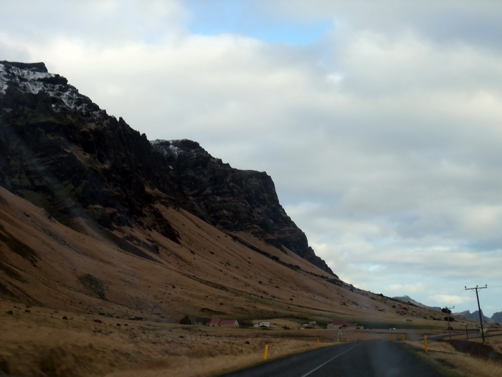 Mountain south of the Eyjafjallajökull volcano, viewed from the rental car on the Hringvegur road