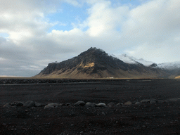 The Þorvaldseyri farm and the Eyjafjallajökull volcano, viewed from the Raufarfellsvegur road