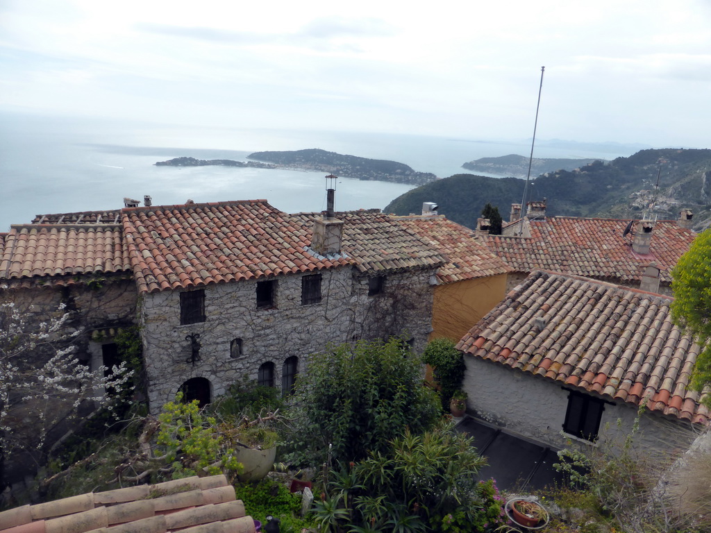 Houses at the southwest side of town, the Mont Boron hill and the Cap-Ferrat peninsula with the town of Saint-Jean-Cap-Ferrat