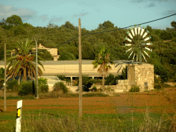 Farm along the Ma-1520 road, viewed from the rental car