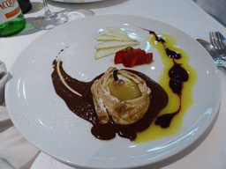 Dessert at the Soho restaurant at the Via Al Ponte Calvi street