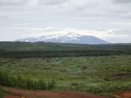 Mountains, viewed from the Útsýnisskífa viewpoint at the Geysir geothermal area