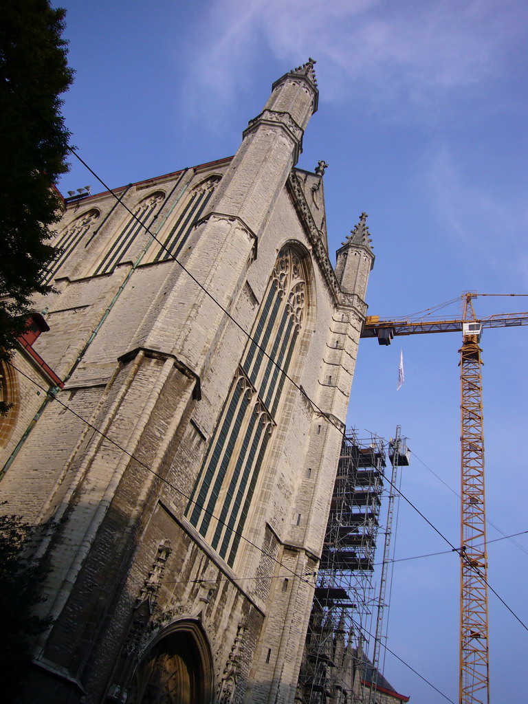The southeast side of the Sint-Baafs Cathedral at the Limburgstraat street