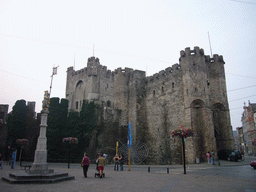 The Sint-Veerleplein square with a Lion statue and the front of the Gravensteen Castle