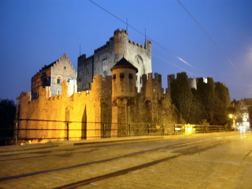 The Execution Bridge over the Leie river and the Gravensteen Castle, by night