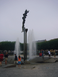 Fountain at the Koningin Maria Hendrikaplein square