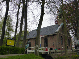 Southeast side of the Doopsgezinde Kerk Giethoorn church, viewed from our tour boat on the Binnenpad canal