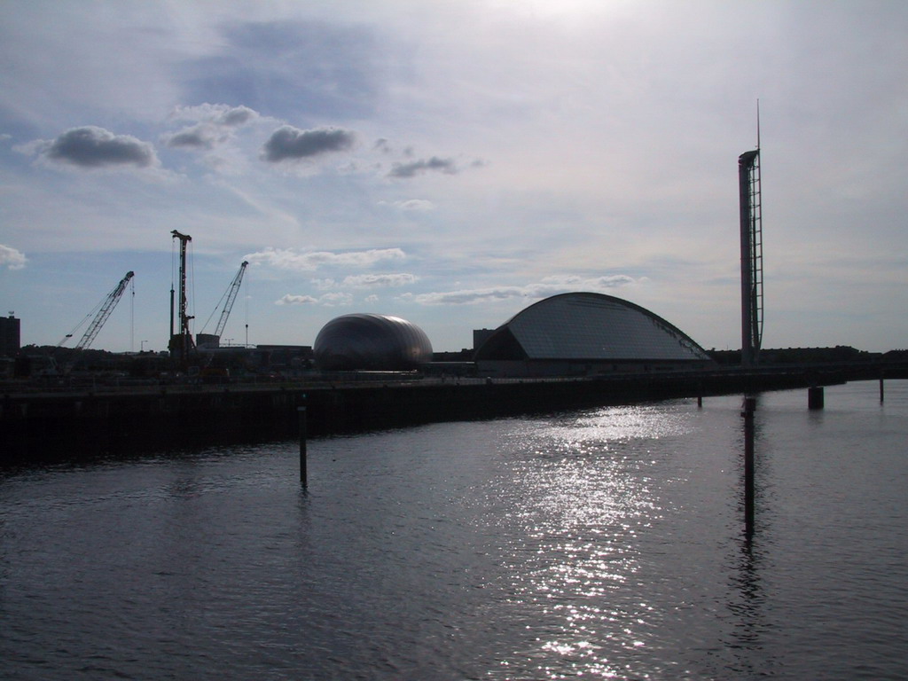 The Glasgow Science Centre, the Glasgow Tower and the River Clyde