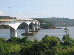 The Zuari Bridge over the Zuari River, viewed from the car from Colva Beach to Saligao